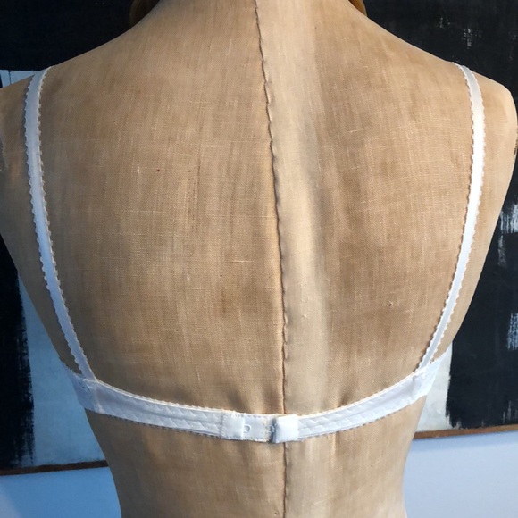 SOLD‼️VALENTINO Bra - Picture 8 of 8